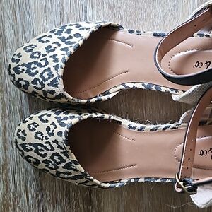 Cheetah print shoes
